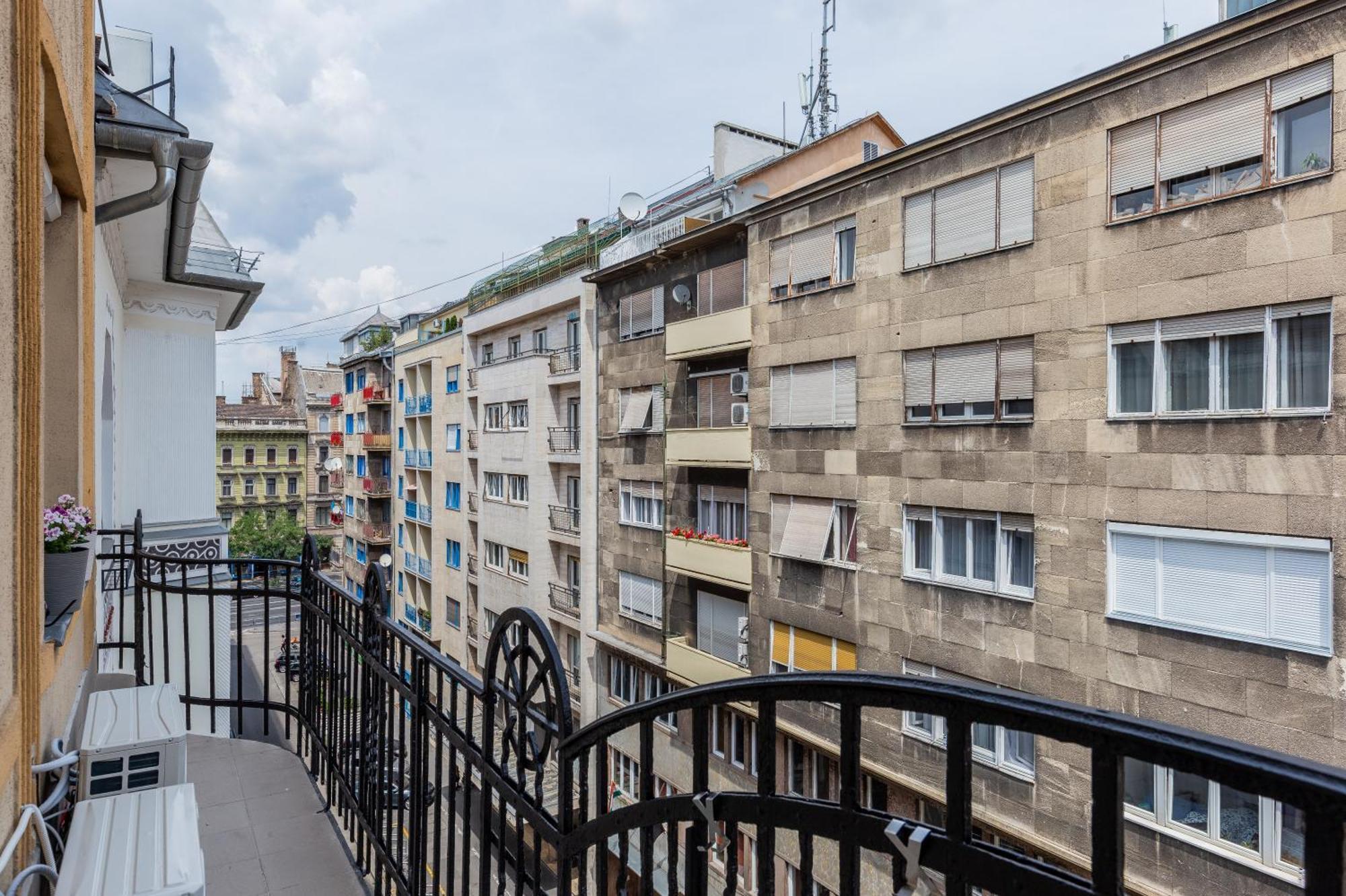 Tas Apartments Budapest Exterior photo